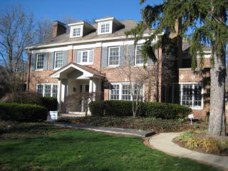 125 Columbia Ave, Columbus, OH 43209-1414