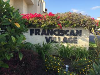 1261 Franciscan Ct, Carpinteria, CA 93013-1226