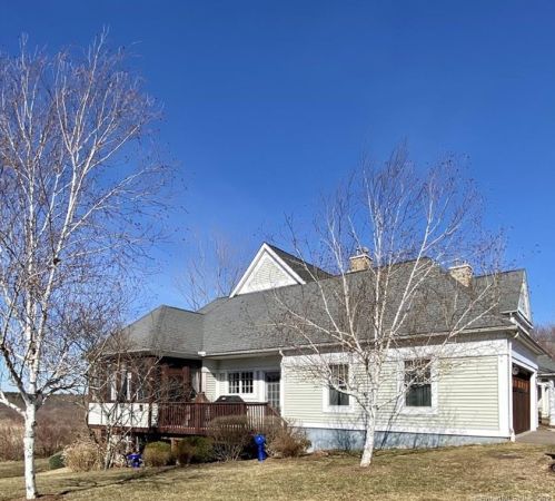 601 Dzen Way, Wapping, CT 06074-2088