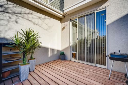 6367 Xanadu Way, Englewood CO 80111-2467 exterior