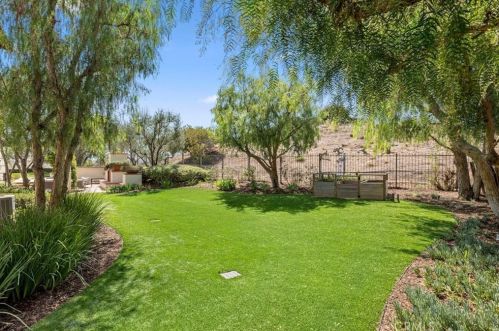 22 Black Falcon, Irvine CA  92603-0420 exterior