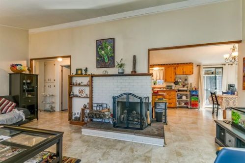 680 Faith Ave, Ashland, OR 97520-2511