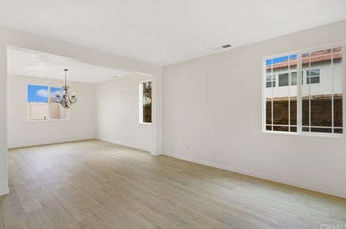 1329 Saddlebrook Way, San Jacinto, CA 92582-4224
