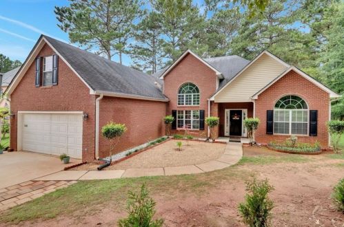 1645 Christian Cir, Conyers, GA 30013-5201