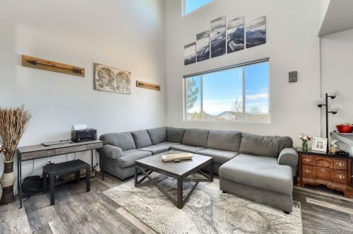 19312 58 Pl, Denver CO 80019-2027 exterior