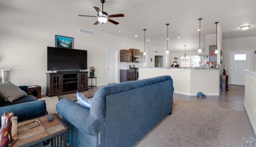 371 Desert Cove Dr, Pueblo CO  81007-2500 exterior