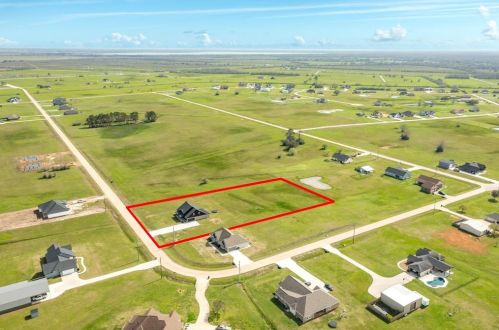 713 Longhorn Trl, Angleton TX 77515-9623 exterior