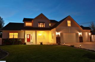 4306 35th Ct, Kennewick, WA 99337-2749