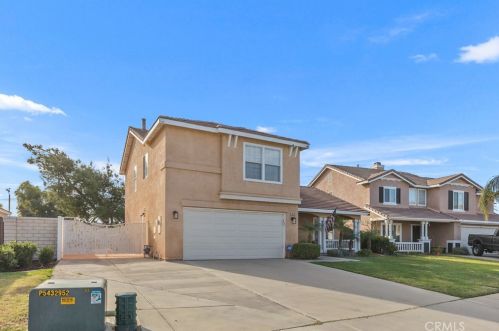3874 Auburn Ridge Dr, Perris, CA 92571-9436