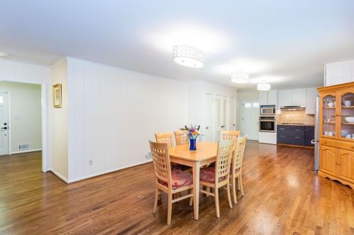 3324 Flowers Dr, Atlanta GA  30337-1001 exterior