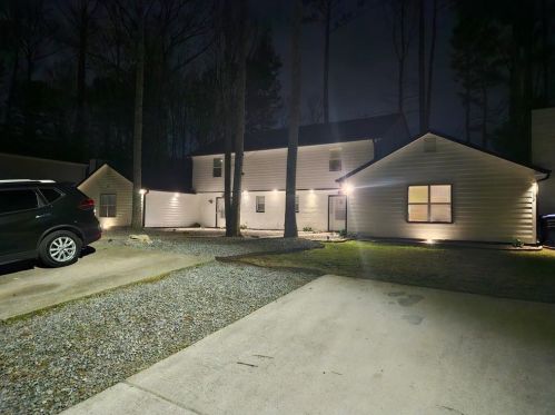 887 Ventnor Pl, Marietta, GA 30008-4003