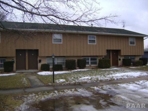 104 4th St, Modena, IL 61491-1200
