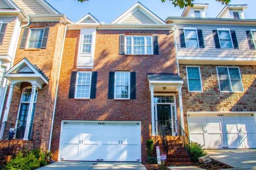 1225 Brickton Dr, Atlanta, GA 30318-2946