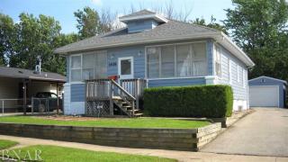 1408 Mulberry St, Bloomington, IL 61701-2680