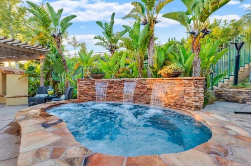 2177 Silverstar St, Simi Valley, CA 93065-0591