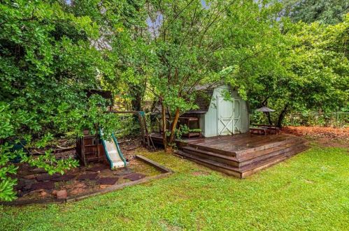 1549 High Hvn Ct, Atlanta GA  30329-3203 exterior