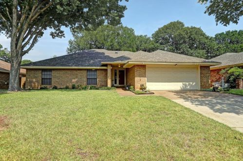 1227 Brookfield Ln, Midlothian, TX 76063-2565