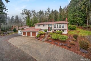 25132 158th St, Bellevue, WA 98027-8247