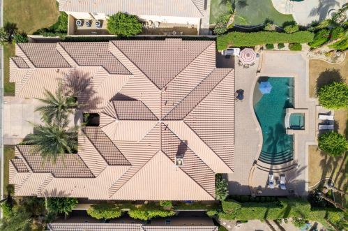 81215 Legends Way, La Quinta, CA 92253-7683