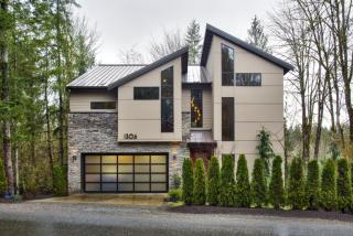 1306 Beaver Lake Dr, Redmond, WA 98075-7917