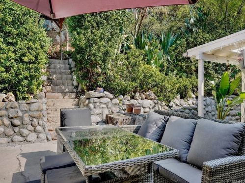 4143 Miramonte Pl, Riverside CA  92501-3053 exterior