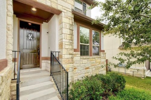 16005 Cinca Terra Dr, Austin TX  78738-4093 exterior