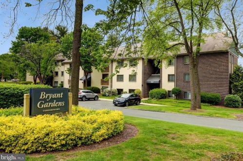 5537 Green Mountain Cir, Columbia, MD 21044-2452