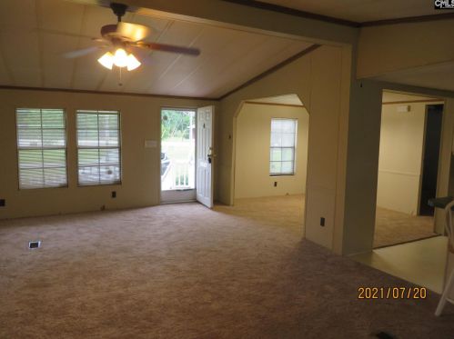 2905 Leaphart St, Cayce-West Columbia SC  29169-5907 exterior