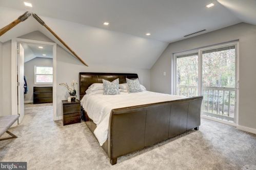 15009 Snowden Dr, Silver Spring MD 20905-5663 exterior