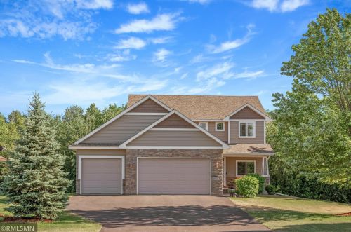 10563 Noble Cir, Minneapolis, MN 55443-1122