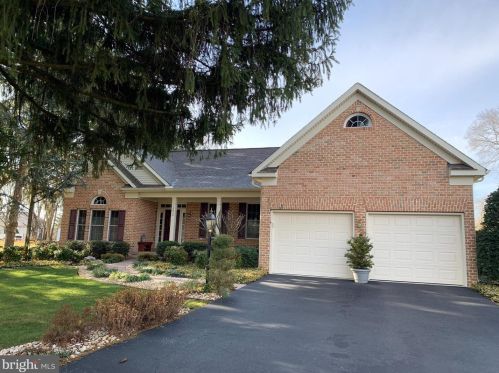 10812 Donelson Dr, Williamsport, MD 21795-1429