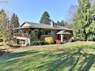15445 262nd Ave, Happy Valley, OR 97009-9049
