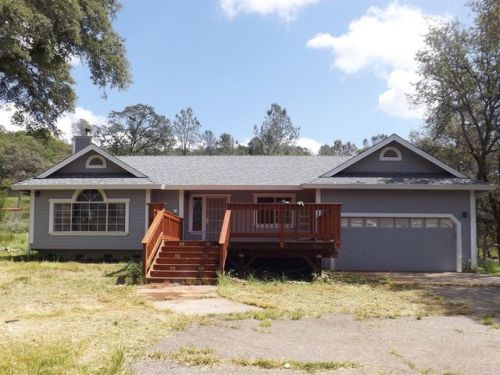 11999 Black Rd, Big Oak Valley, CA 95977-9549