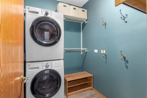 660 Tall Grass Dr, Lemont IL  60440-4217 exterior