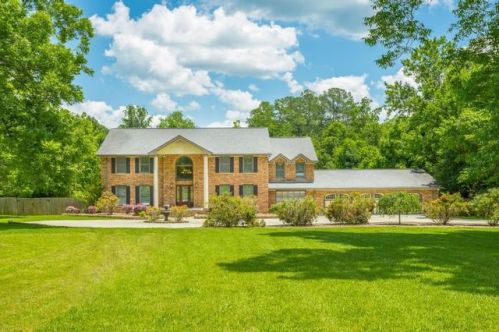 724 Graysville Rd, Chattanooga, TN 37421-4320