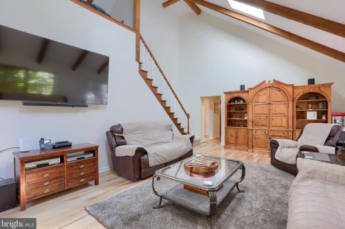 131 Bentley Ln, Lancaster PA  17603-6203 exterior