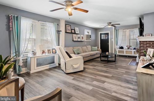 887 Lalor St, Trenton NJ  08610-6558 exterior