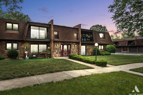 10637 Brooklodge Ln, Palos Hills IL  60465-1937 exterior