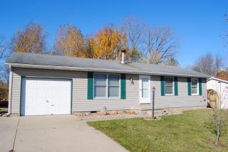 1712 West Point Dr, Warsaw, IN 46580-4973