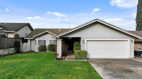 822 Cloverland Way, Valley Home, CA 95361-2632