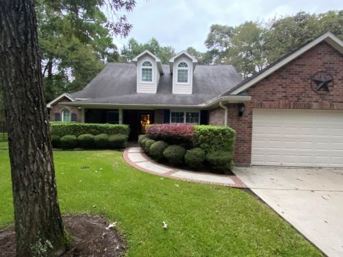 2456 Pebblebrook Cir, Conroe, TX 77384-3676