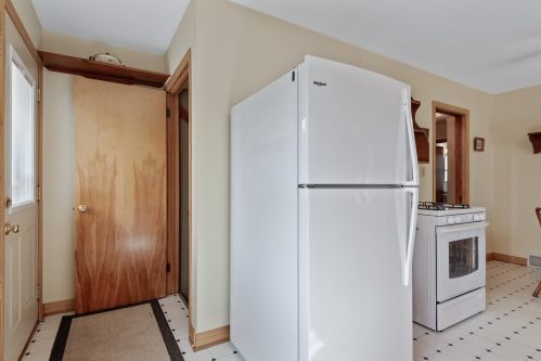 1027 Idaho Ave, Saint Paul MN  55117-3352 exterior