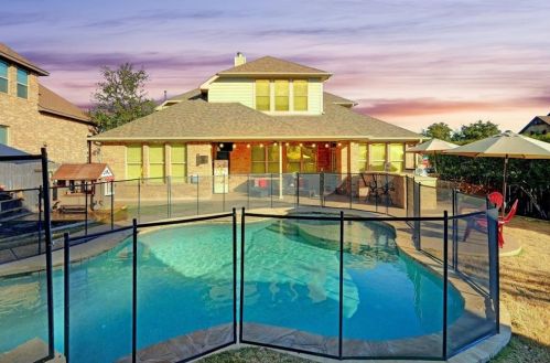 2300 Parksville Way, Cedar Park, TX 78613-6305