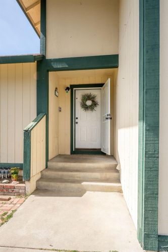 1162 Incline Dr, Ukiah, CA 95482-3397