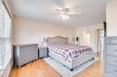 141 Howell Ave, Perth Amboy NJ  08863-1445 exterior