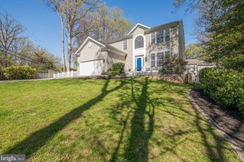 54 Mckinsey Rd, Severna Park, MD 21146-3876