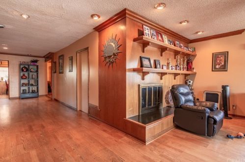 4151 132 St, Hawthorne CA 90250-5904 exterior