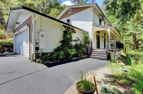 15874 Annie Dr, Grass Valley, CA 95949-7148