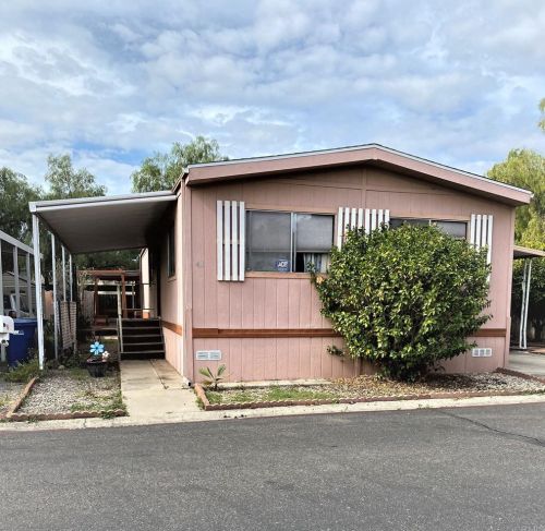 400 Greenfield Ct, El Cajon, CA 92021-3738