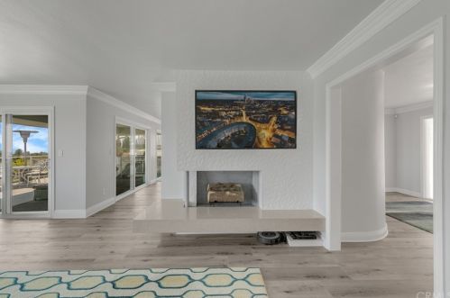 450 25 St, Upland CA 91784-8338 exterior